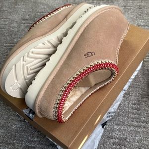 UGG Tasman Slippers/38